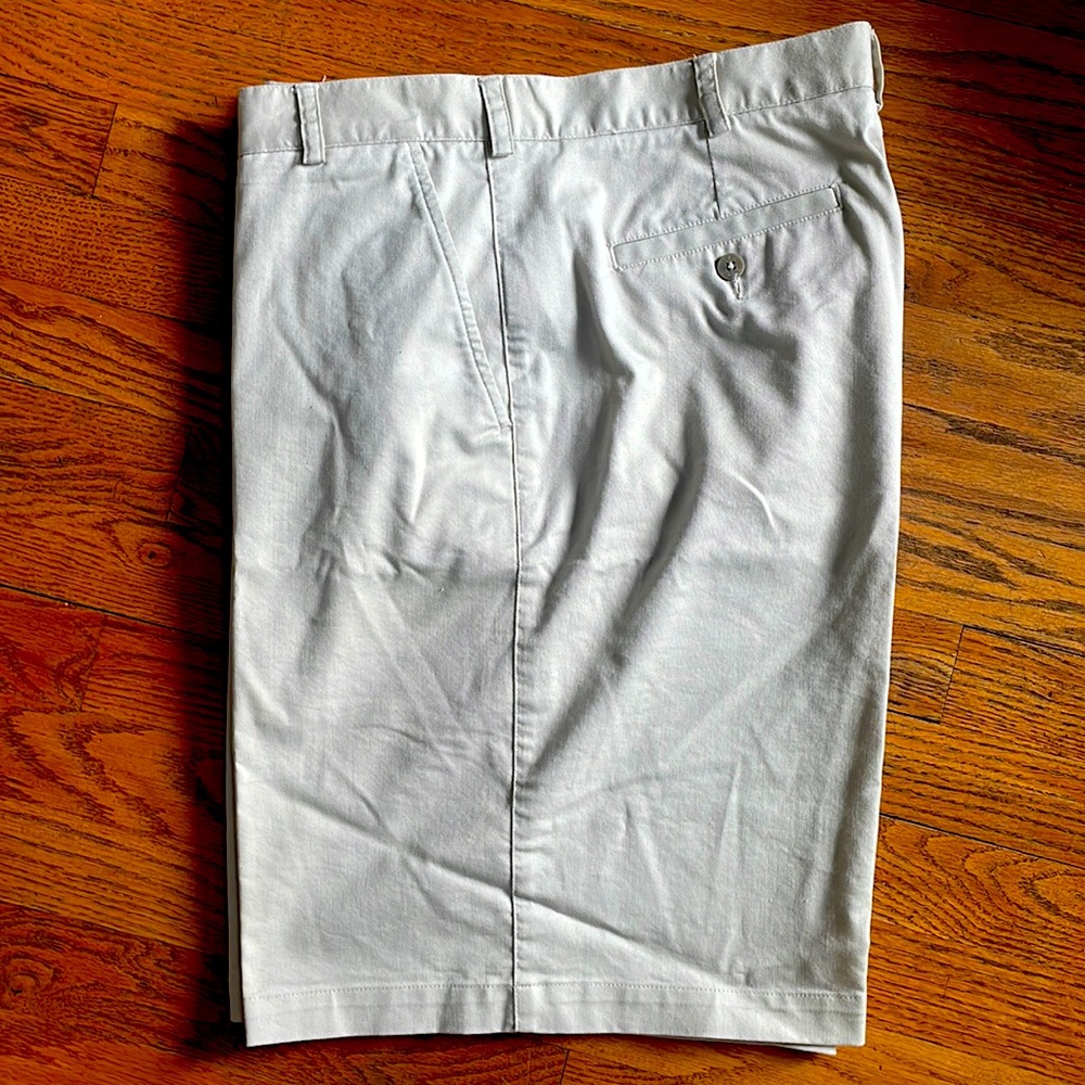 Nike Golf shorts like New. I don’t think he ever wore. Size 36